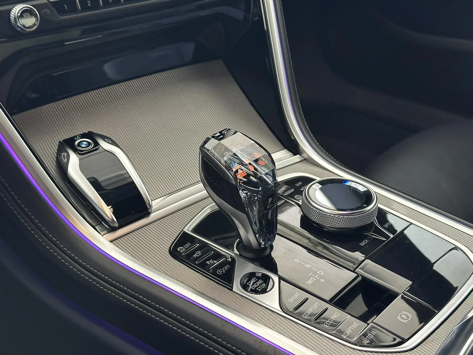 BMW 850 840 M пакет Individual FULL екстри, снимка 15 - Автомобили и джипове - 55585420
