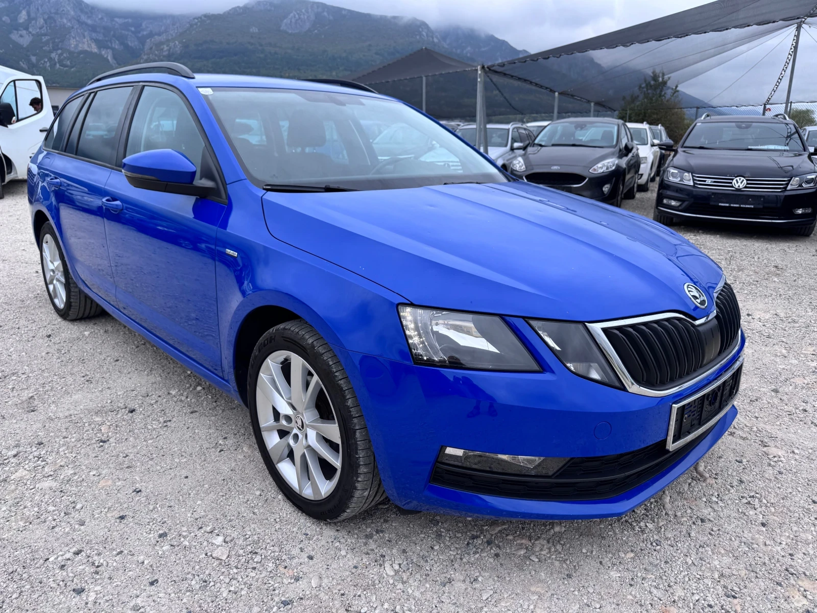 Skoda Octavia CLEVER 140000 KM, снимка 8 - Автомобили и джипове - 55843321