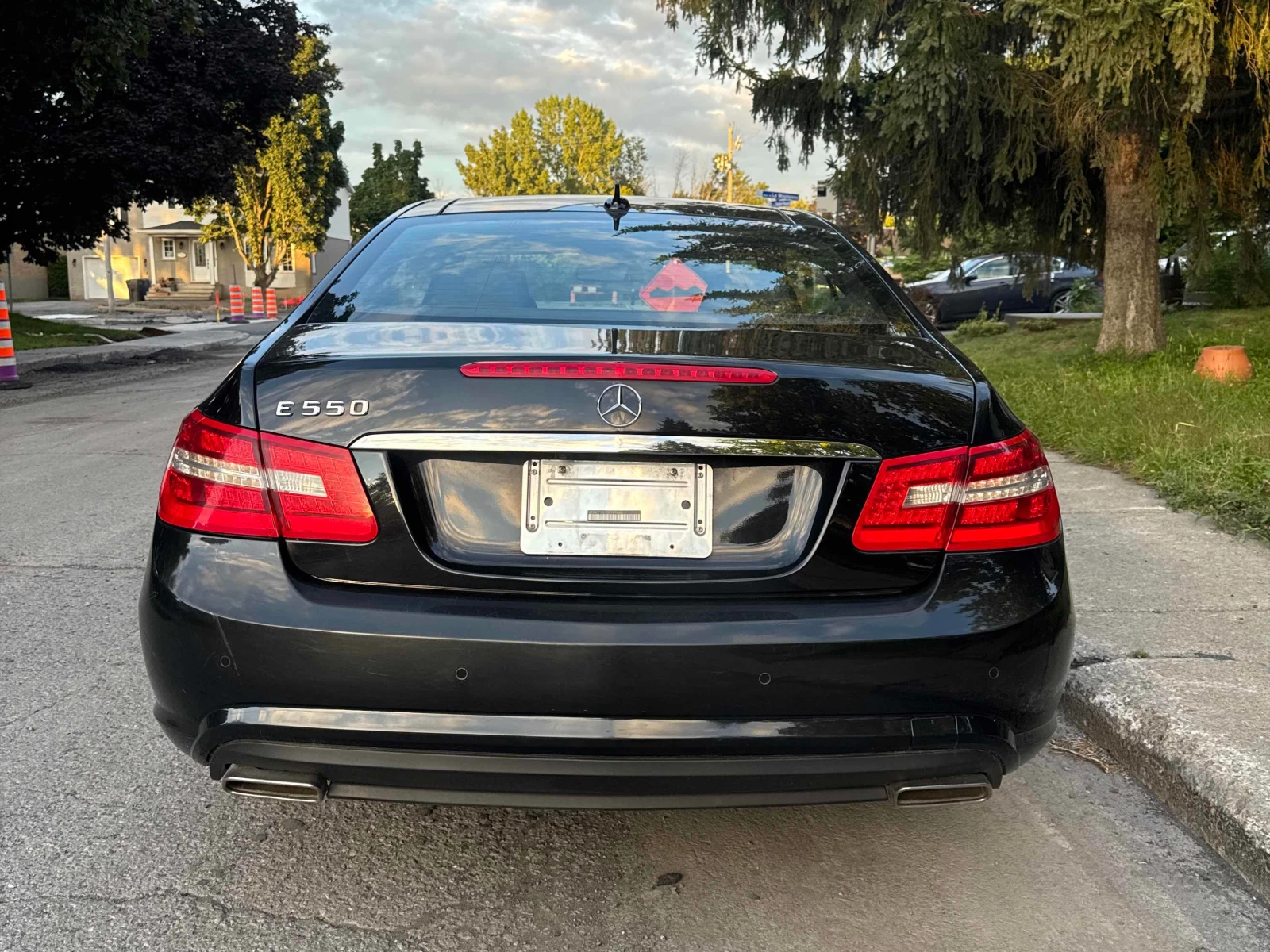 Mercedes-Benz E 500  ДИСТРОНИК / ОБДУХВАНЕ / MEMORY / АВТОКРЕДИТ , снимка 4 - Автомобили и джипове - 55912599