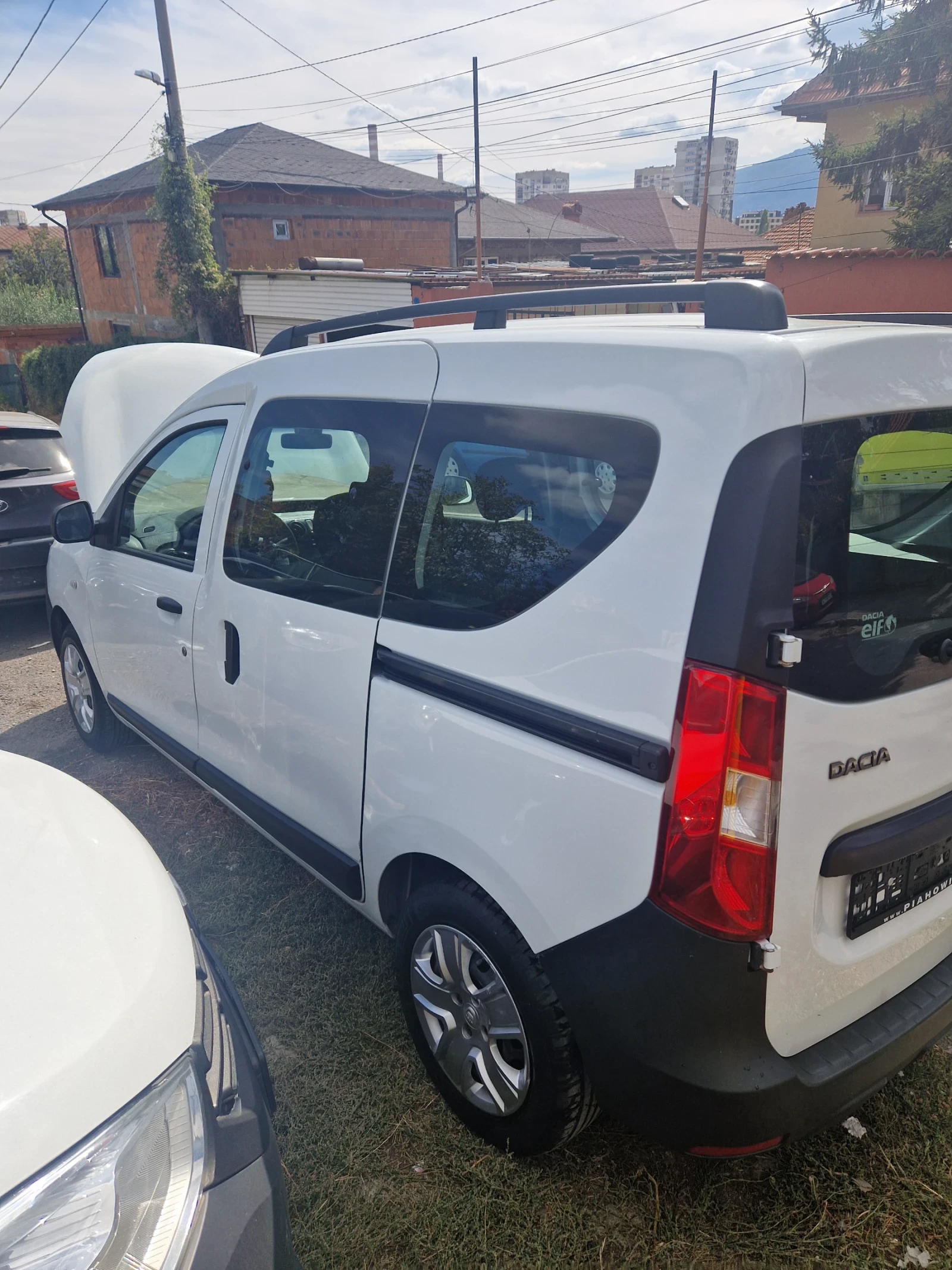 Dacia Dokker 1.6  Газ - бензин 2019  , снимка 5 - Автомобили и джипове - 56288081