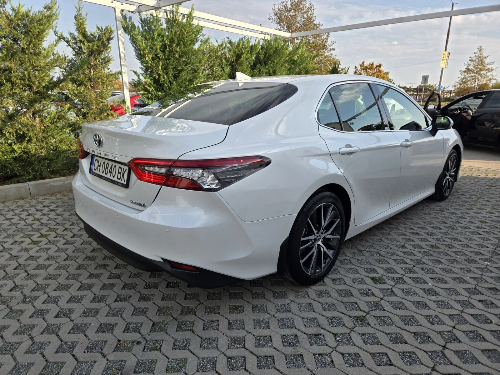 Toyota Camry Hybrid= 2.5i-218��= 88.000��= ��������= ELEGANCE | Mobile.bg � ����������� 3