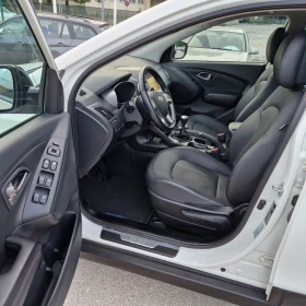 Hyundai IX35 2.0CRDi 184k.4X4/ПАНОР/КОЖА/НАВИ/КЕЙЛЕС/ШВЕЙЦАРИЯ , снимка 8