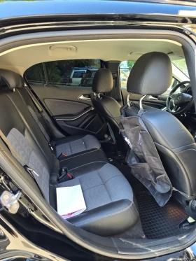 Mercedes-Benz GLA 200, снимка 9