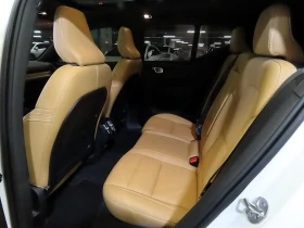 Volvo XC40 INSCRIPTION* ДИГИТАЛНО* ТАБЛО* ПОДГРЕВ* САМОПАРКИР, снимка 13