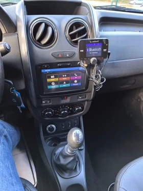 Dacia Duster 1.2 i 4х4, снимка 13