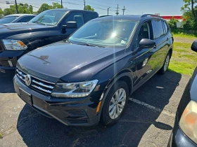 VW Tiguan 2.0T S* CARFAX* ОПЦИЯ ЗА ФИНАНСИРАНЕ* 