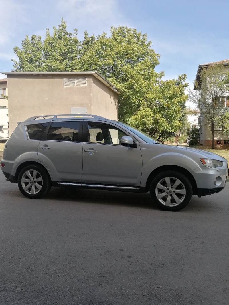 Mitsubishi Outlander 2.0TDI 4x4 140p.s., снимка 5 - Автомобили и джипове - 41986055