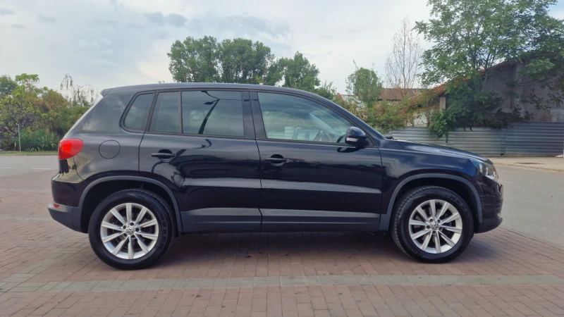 VW Tiguan, снимка 3 - Автомобили и джипове - 47310309