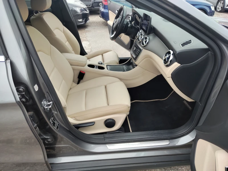 Mercedes-Benz GLA 200 4Matic Facelift , снимка 14 - Автомобили и джипове - 48067422