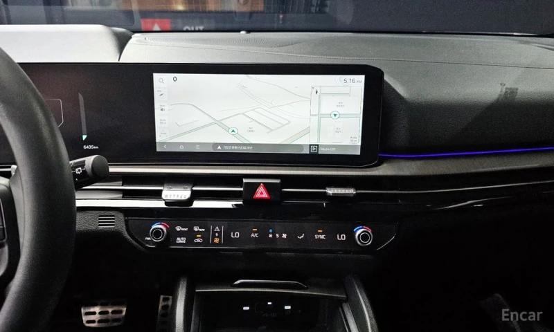 Kia Sportage 1.6 TURBO SIGNATURE * ТОП ИЗПЪЛНЕНИЕ* , снимка 12 - Автомобили и джипове - 51313348