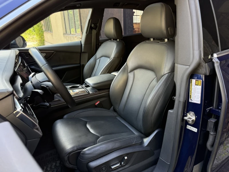 Audi Q8 55TFSI/S-line/360/Head-Up/ВАКУМ/Завиващ заден мост, снимка 11 - Автомобили и джипове - 52644585