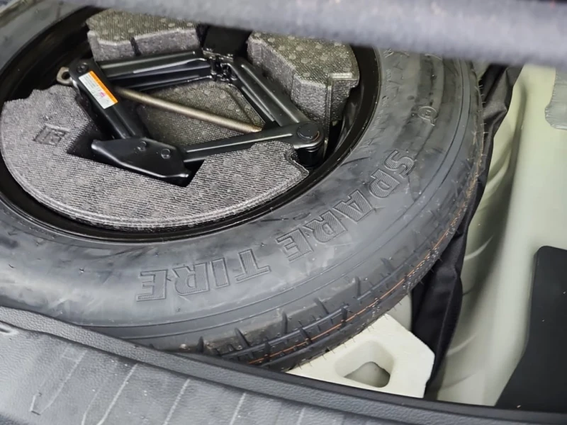 Toyota Rav4 * LIMITED * CARFAX * , снимка 14 - Автомобили и джипове - 53027555