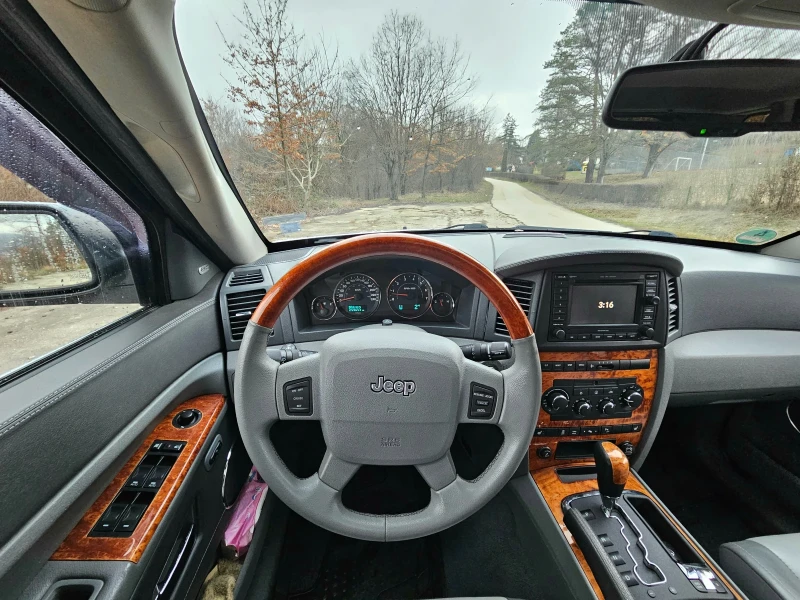 Jeep Grand cherokee Overland 5.7 hemi , снимка 7 - Автомобили и джипове - 53295610