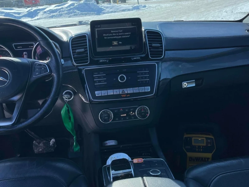 Mercedes-Benz GLS 550  CARFAX, снимка 9 - Автомобили и джипове - 53366925