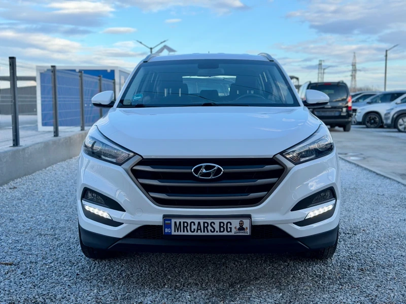 Hyundai Tucson  АВТОМАТ / ПОДГРЕВ, снимка 2 - Автомобили и джипове - 53403580