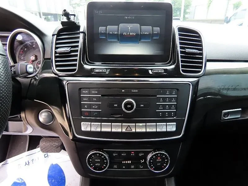 Mercedes-Benz GLE 350d - САМО 30% АВАНС, снимка 12 - Автомобили и джипове - 56112304