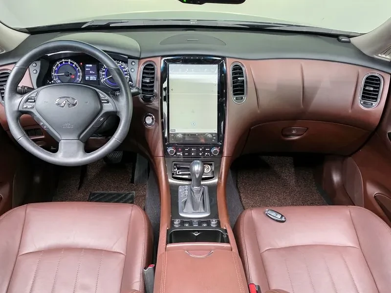 Infiniti QX50 3.7 Awd, снимка 7 - Автомобили и джипове - 56305424