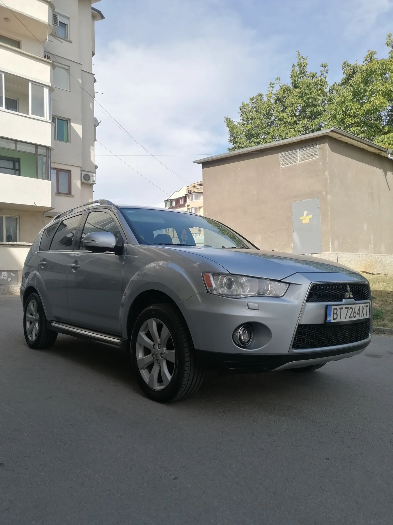 Mitsubishi Outlander 2.0TDI 4x4 140p.s. - изображение 4