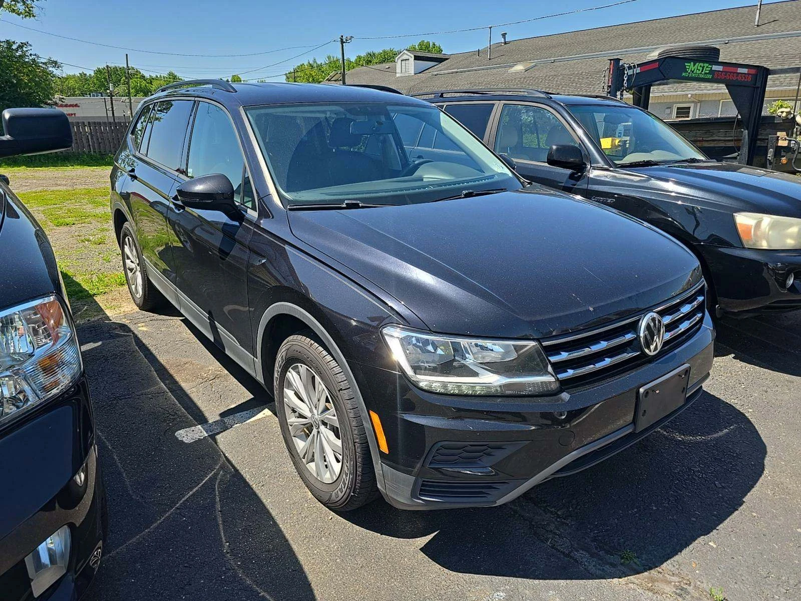 VW Tiguan 2.0T S* CARFAX* ОПЦИЯ ЗА ФИНАНСИРАНЕ*  - изображение 2