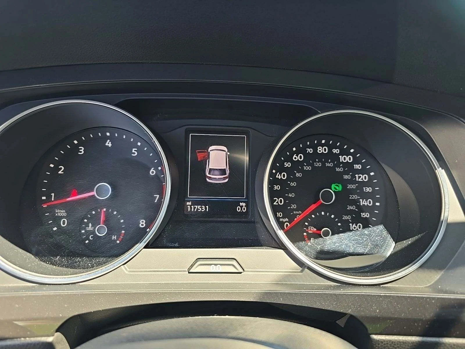 VW Tiguan 2.0T S* CARFAX* ОПЦИЯ ЗА ФИНАНСИРАНЕ*  - изображение 6