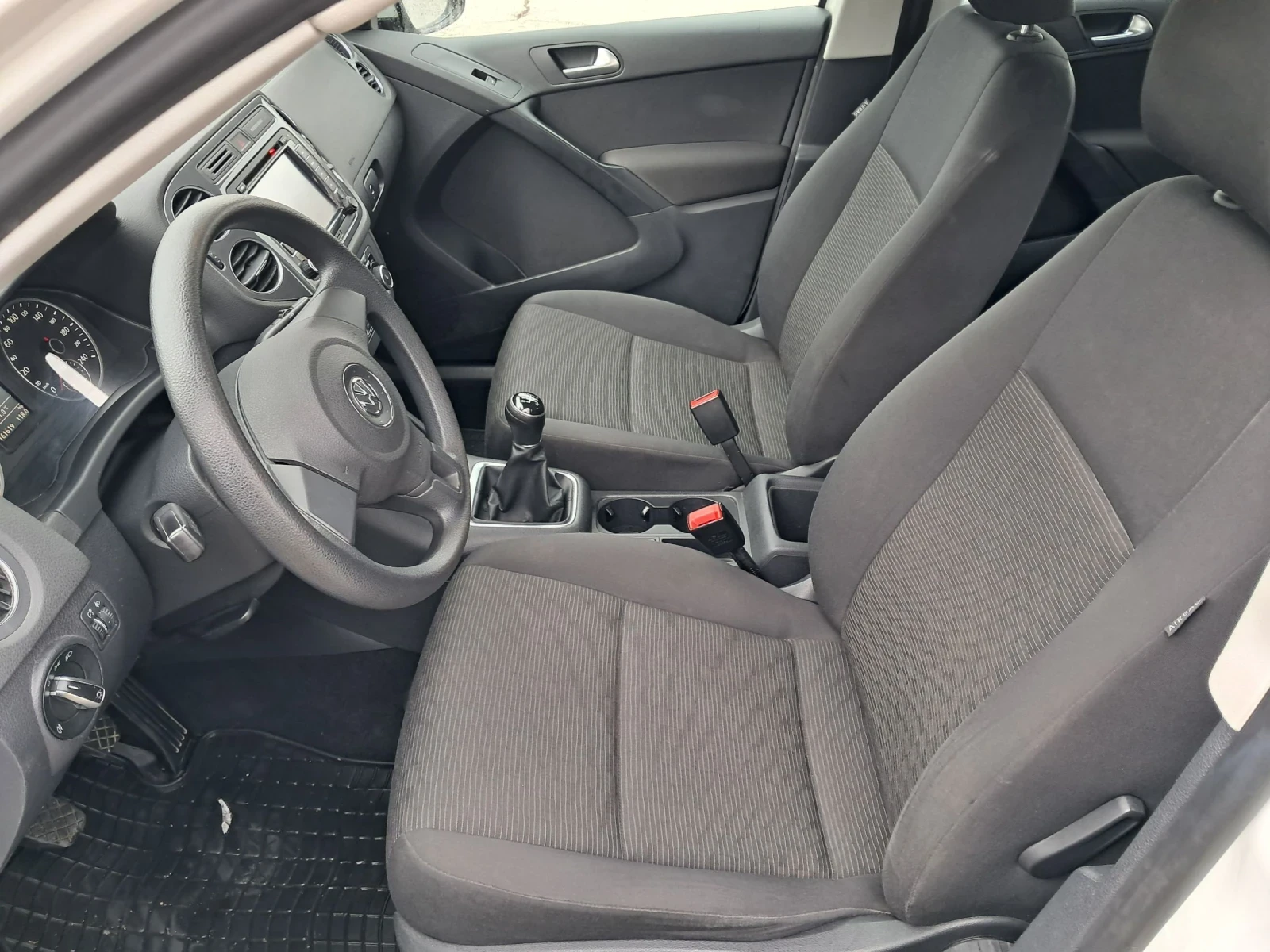 VW Tiguan 1.4tsi 4?4 - изображение 9