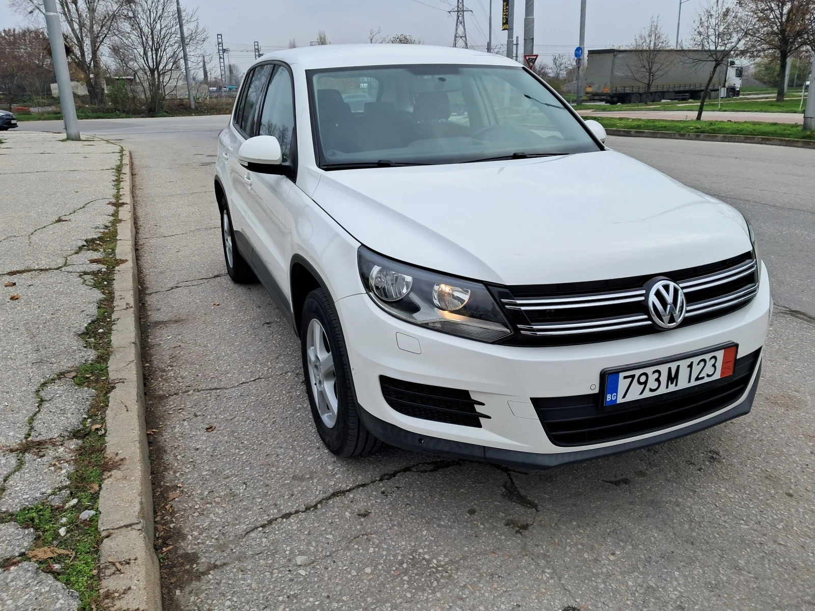 VW Tiguan 1.4tsi 4?4 - изображение 2