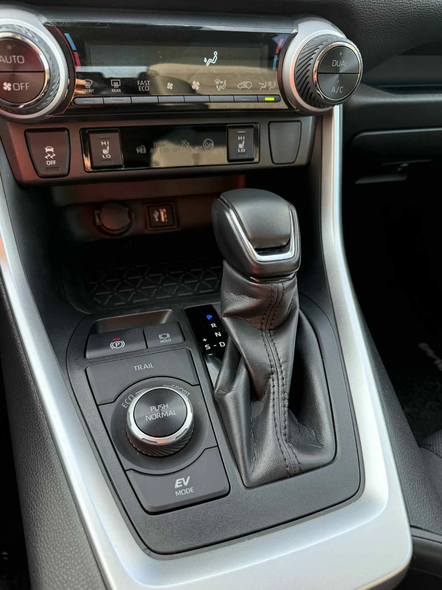 Toyota Rav4 | Mobile.bg � ����������� 4