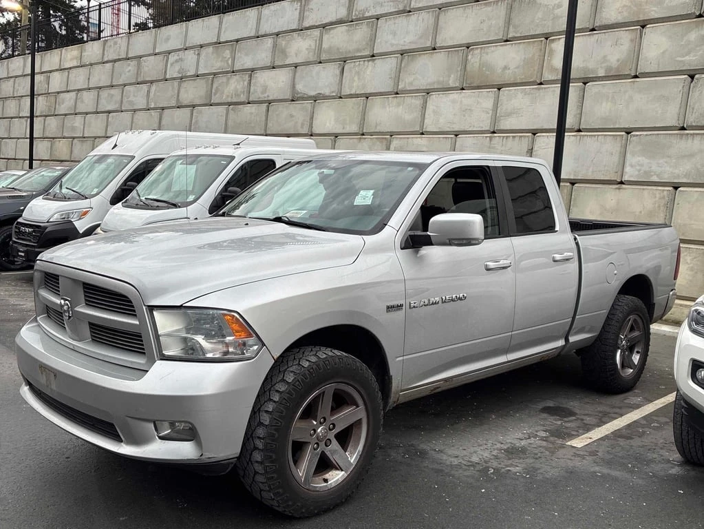 Dodge RAM 1500 / Sport / ОБДУХВАНЕ / CARFAX - изображение 2