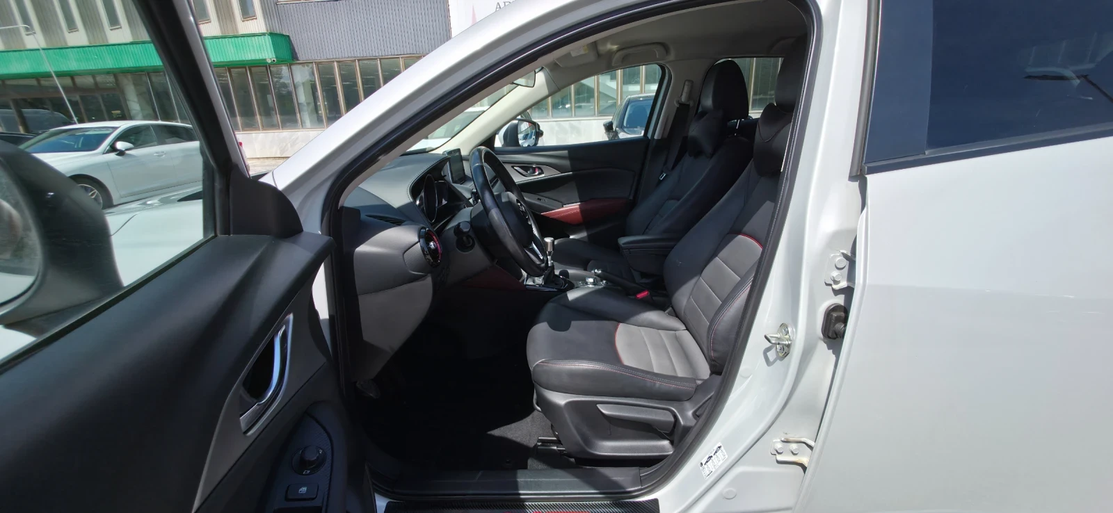 Mazda CX-3 1.5D SKAYACTIV 105k.c UNIKAT ITALIA EURO 6B , снимка 9 - Автомобили и джипове - 54672741