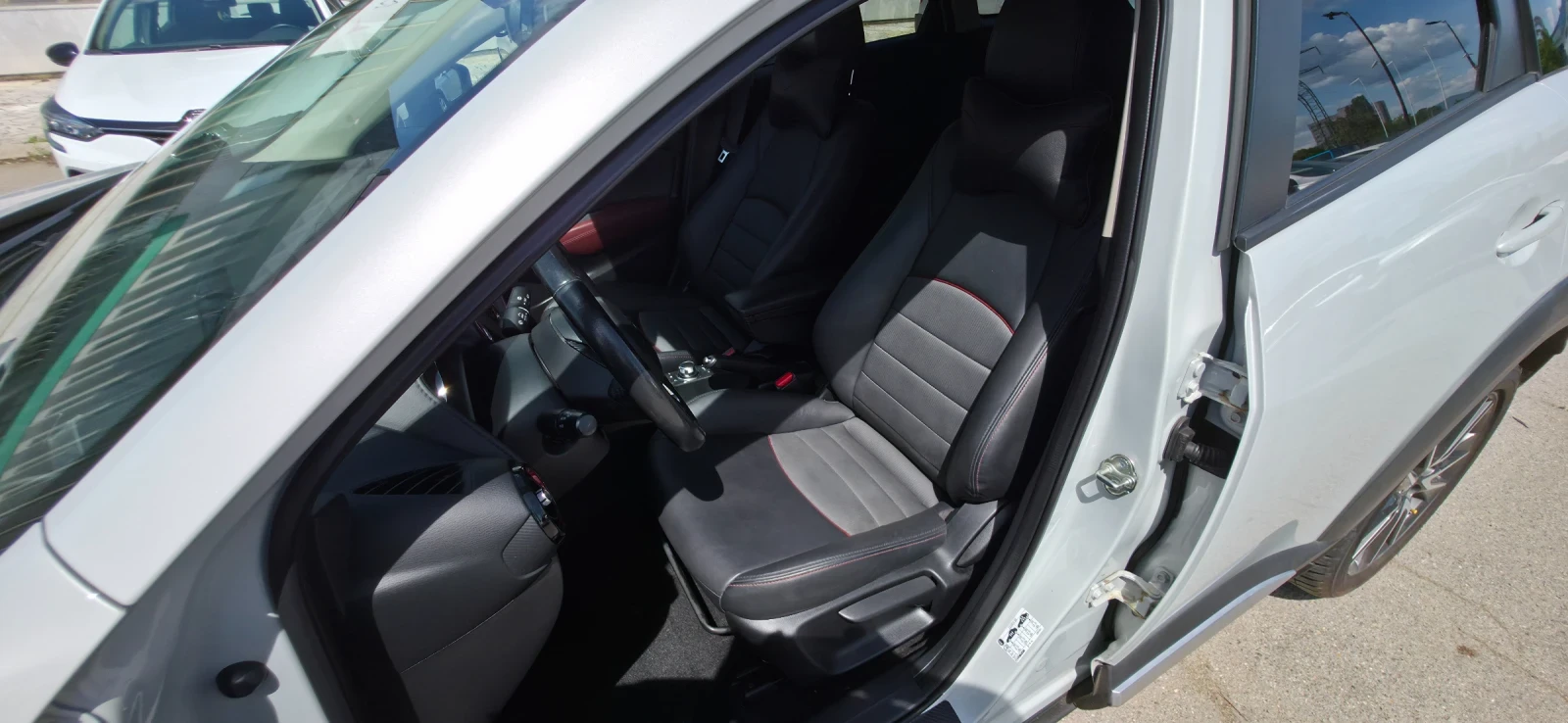 Mazda CX-3 1.5D SKAYACTIV 105k.c UNIKAT ITALIA EURO 6B , снимка 10 - Автомобили и джипове - 54672741