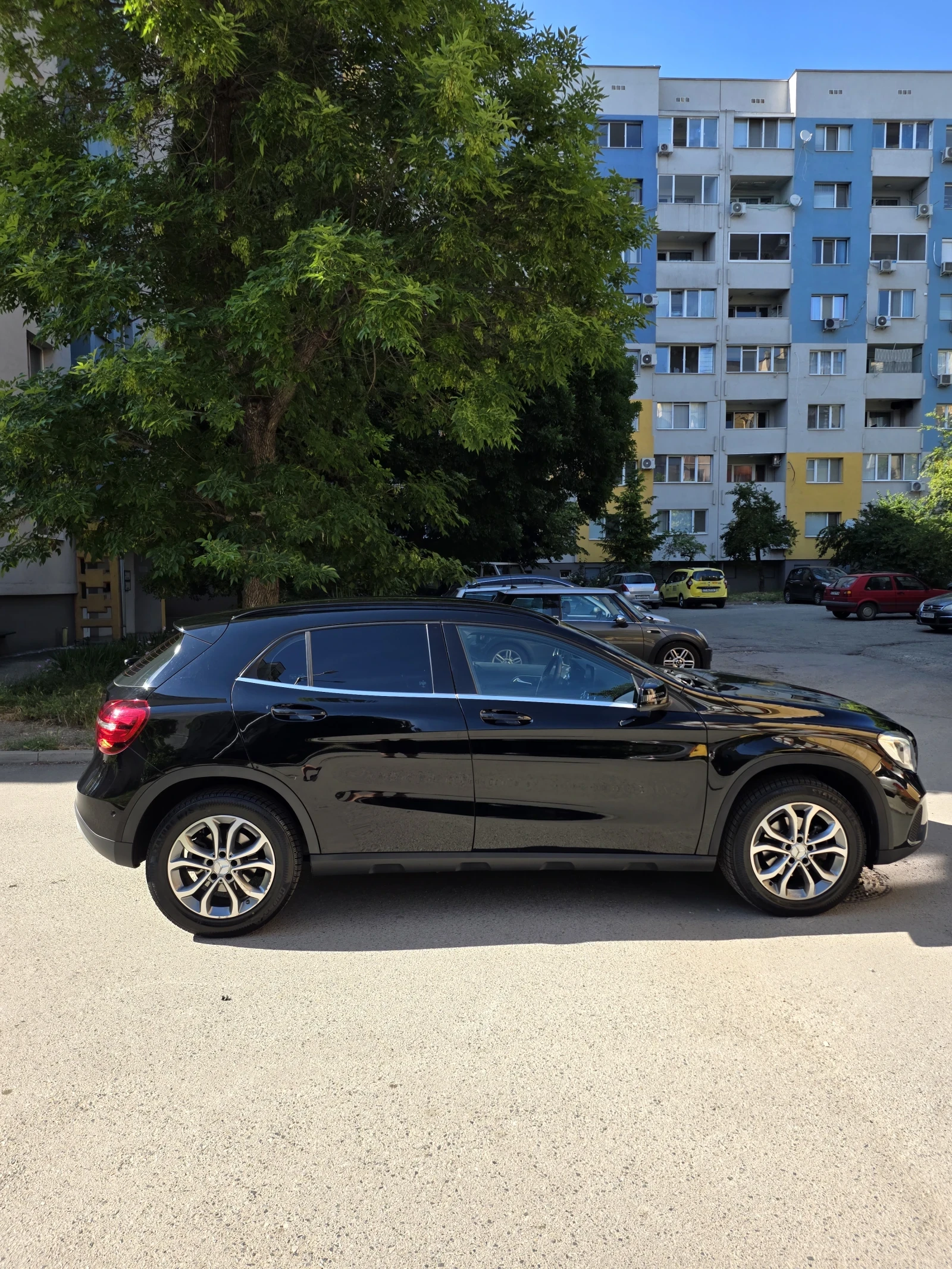 Mercedes-Benz GLA 200, снимка 7 - Автомобили и джипове - 54857569