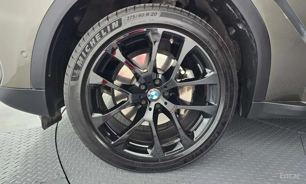 BMW X6 * xDrive30d xLine * ОБДУХВАНЕ * ДИСТРОНИК , снимка 5 - Автомобили и джипове - 55571855