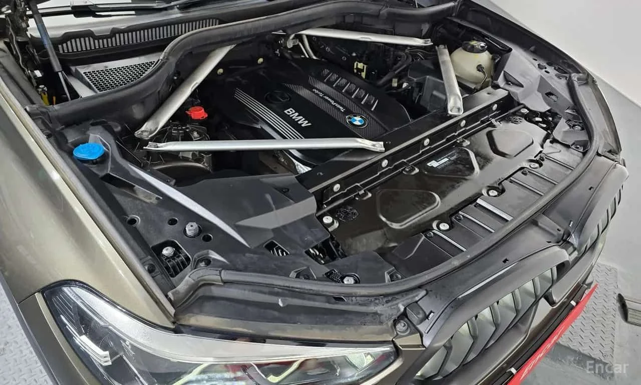 BMW X6 * xDrive30d xLine * ОБДУХВАНЕ * ДИСТРОНИК , снимка 6 - Автомобили и джипове - 55571855