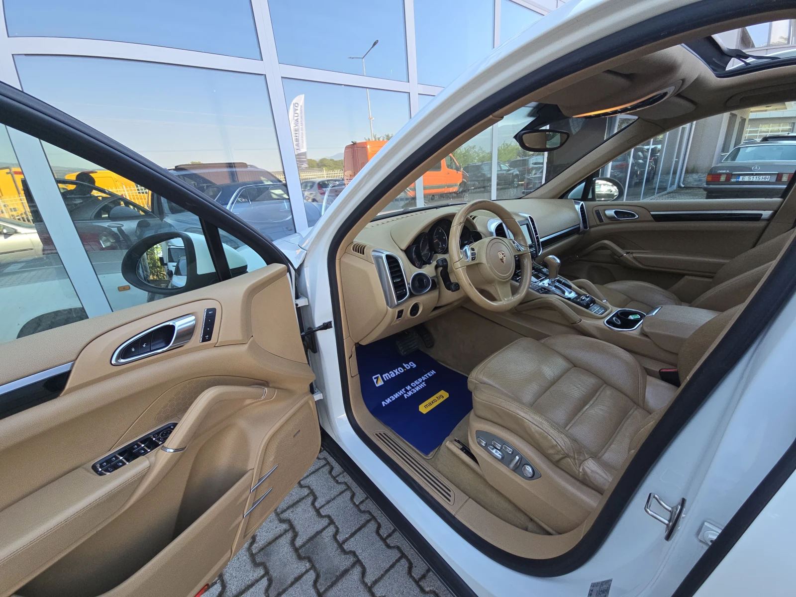 Porsche Cayenne 3.0 TDi!!BOSE!!PANORAMA!!8-скорости!!!, снимка 9 - Автомобили и джипове - 56110126