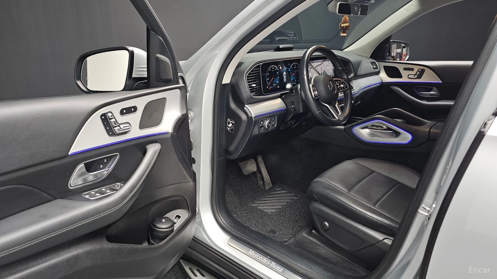 Mercedes-Benz GLE 300 BURMESTER | ОБДУХ | AIRMATIC, снимка 9 - Автомобили и джипове - 56214810
