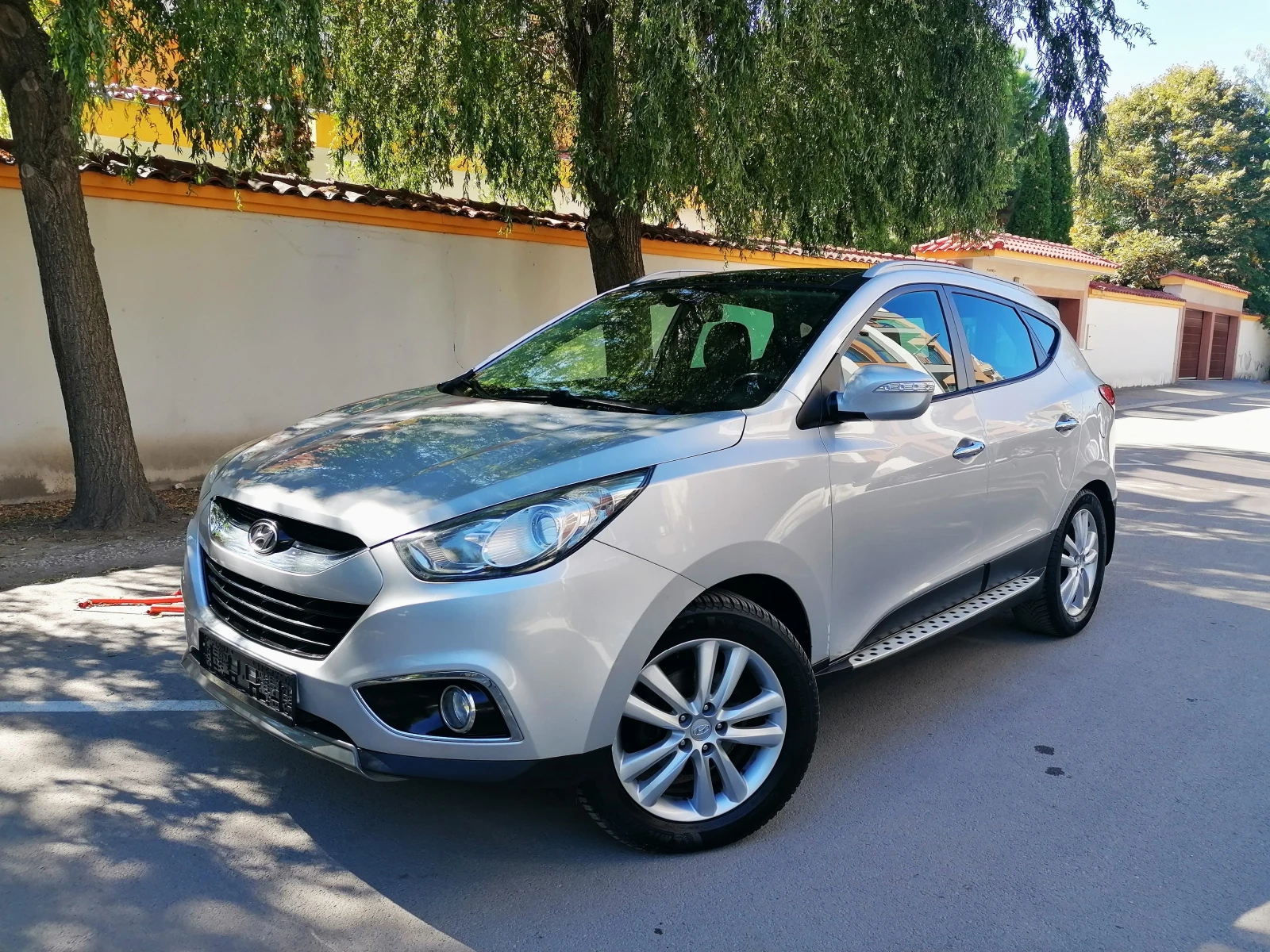 Hyundai IX35 2.0i 4x4 ПАНОРАМА НАВИ КОЖА KEYLESS 163кс peimium