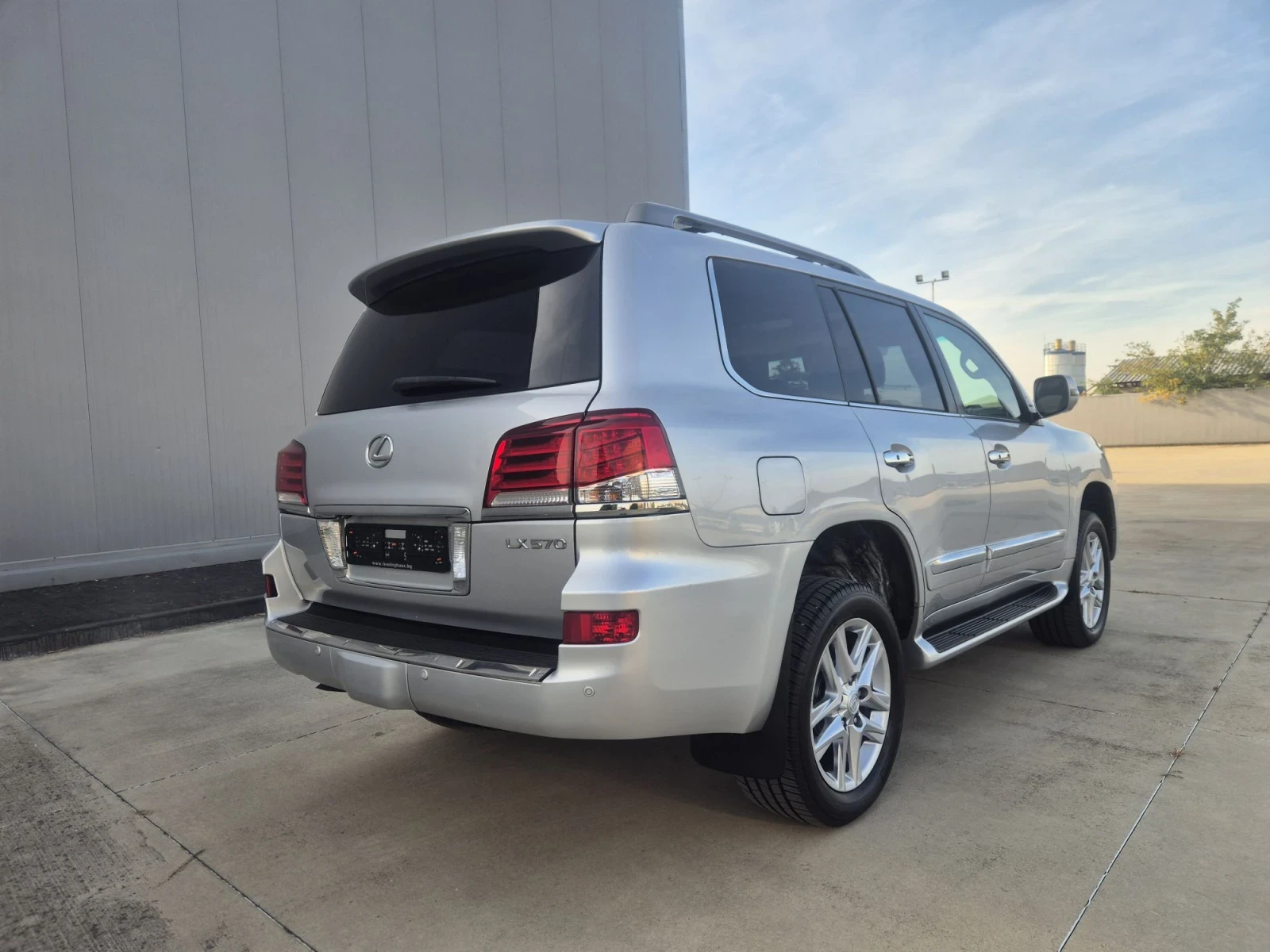 Lexus LX 570 V8 , снимка 4 - Автомобили и джипове - 56407806