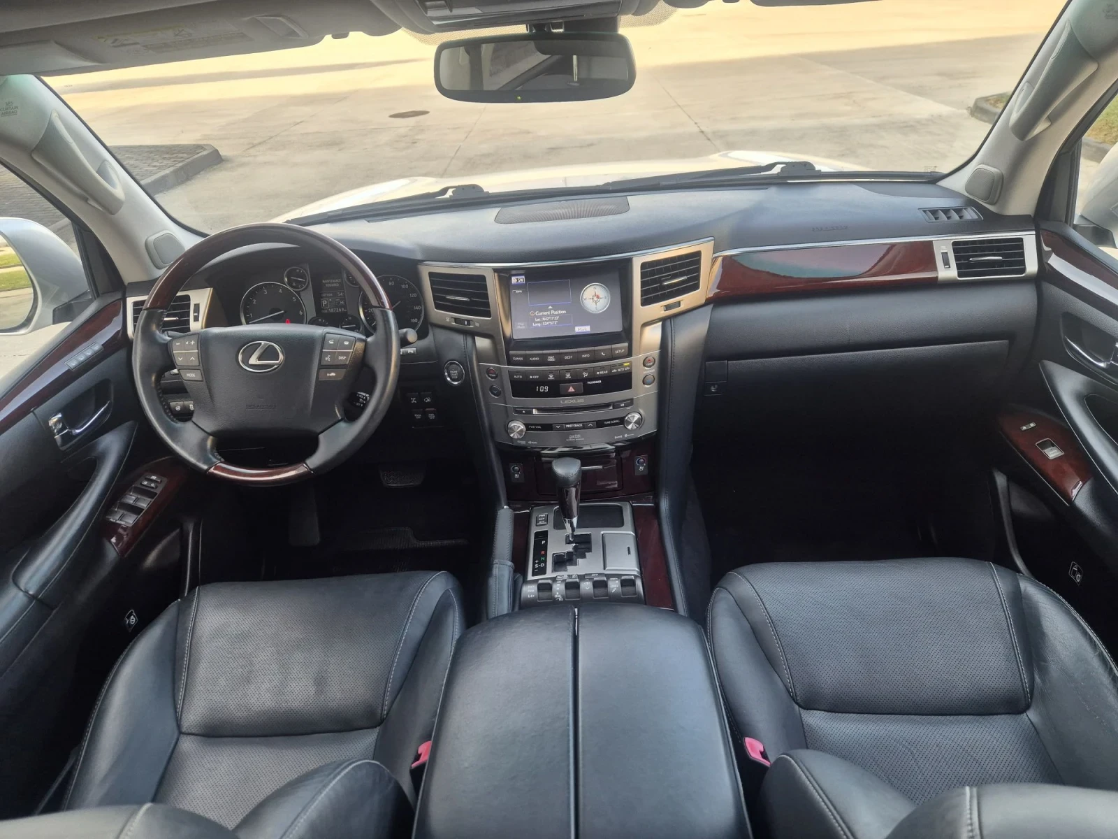 Lexus LX 570 V8 , снимка 7 - Автомобили и джипове - 56407806