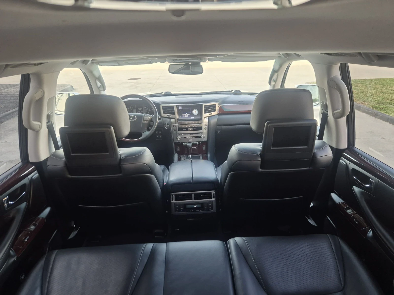 Lexus LX 570 V8 , снимка 6 - Автомобили и джипове - 56407806