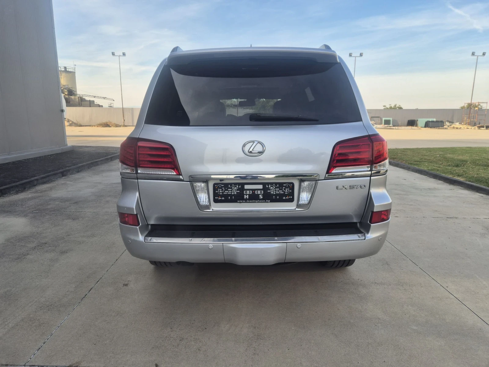 Lexus LX 570 V8 , снимка 5 - Автомобили и джипове - 56407806