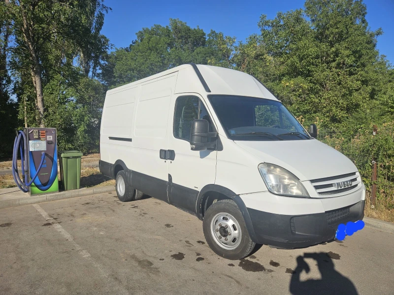 Iveco 35c15 Хладилен, снимка 8 - Бусове и автобуси - 51311000