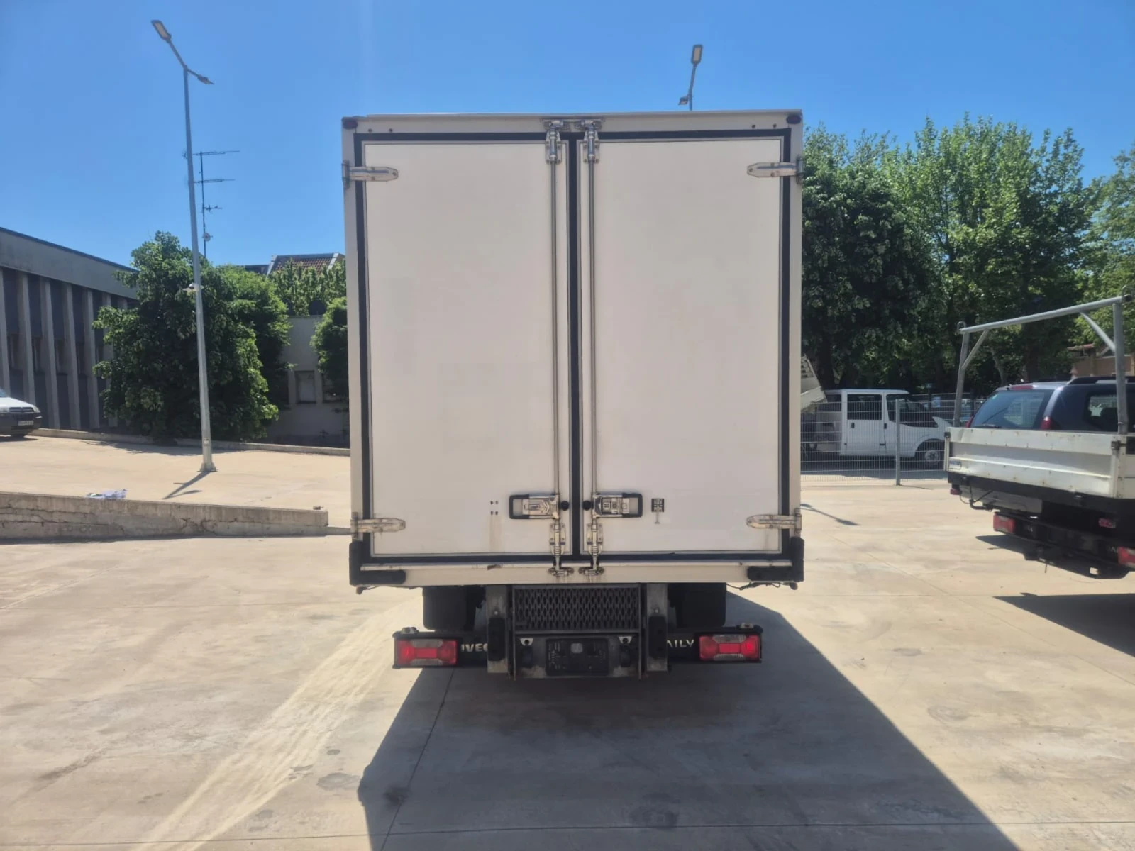 Iveco 35c15 3.0 HPI  хладилен, снимка 6 - Бусове и автобуси - 54429053