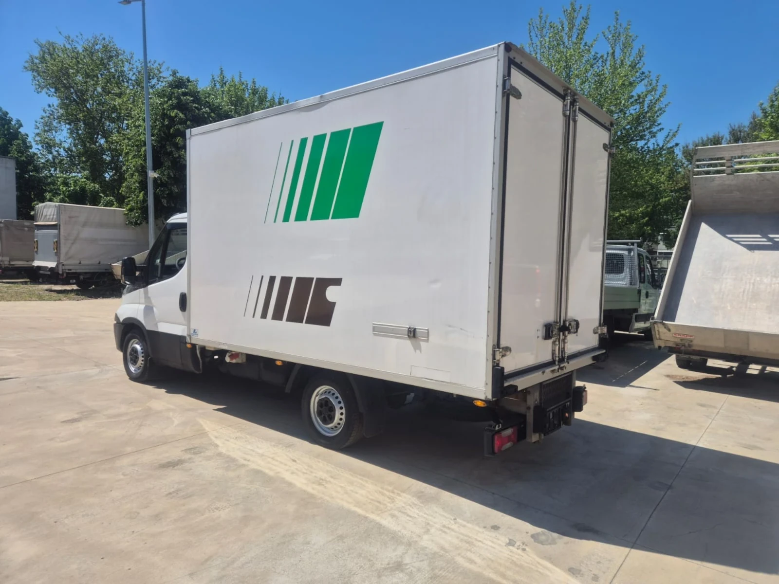 Iveco 35c15 3.0 HPI  хладилен, снимка 2 - Бусове и автобуси - 54429053