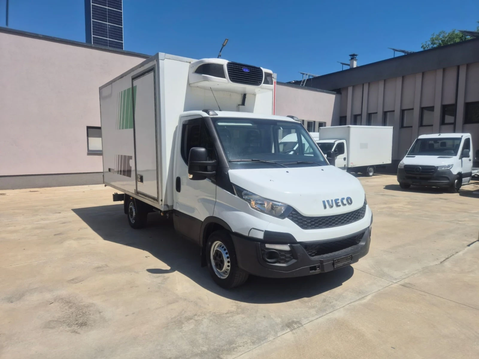 Iveco 35c15 3.0 HPI  хладилен, снимка 5 - Бусове и автобуси - 54429053