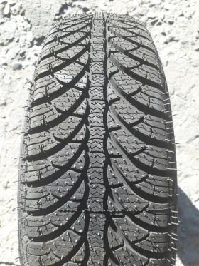 Гуми Зимни 165/65R15, снимка 2