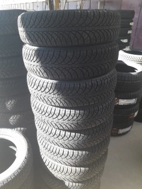 Гуми Зимни 165/65R15, снимка 1 - Гуми и джанти - 45863967