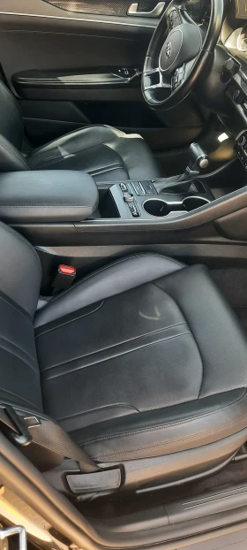 Kia K5 ТОП ОФЕРТА2.0 LPG всичко платено НАПЪЛНО ОБСЛ, снимка 11