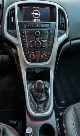 Opel Astra GTC, снимка 9