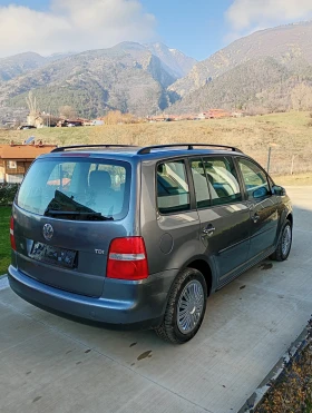 VW Touran 1.9 TDI 105Hp 6ск 7места Подгреви Уникат, снимка 6