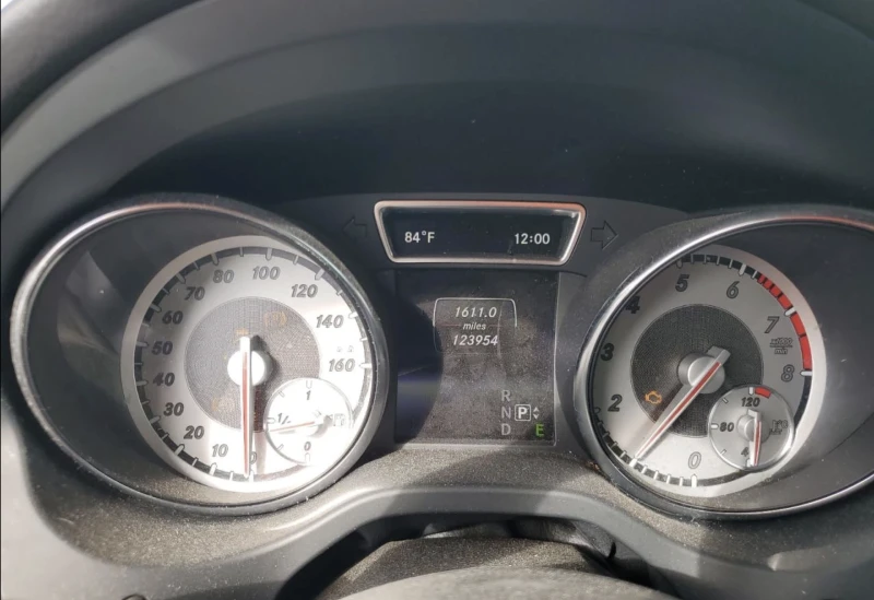 Mercedes-Benz CLA 250, снимка 10 - Автомобили и джипове - 49372754